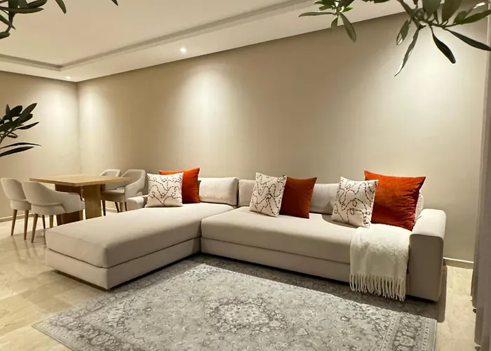 Minimalist Escape - Between Rabat Agdal Station & Corniche